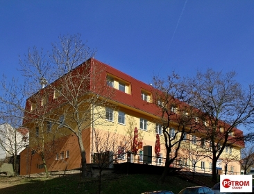 rekonstrukce-penzionu-mova-v-kadani