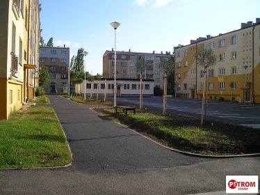 rekonstrukce-vnitrobloku-sidliste-budovatelu-v-kadani