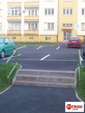 rekonstrukce-vnitrobloku-sidliste-budovatelu-v-kadani