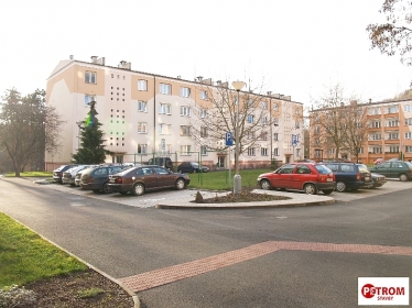 rekonstrukce-vnitrobloku-sidliste-budovatelu-v-kadani