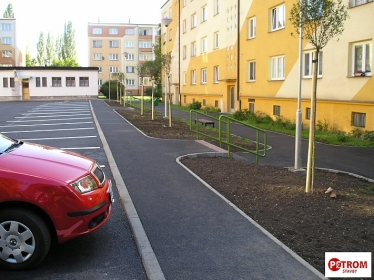 rekonstrukce-vnitrobloku-sidliste-budovatelu-v-kadani